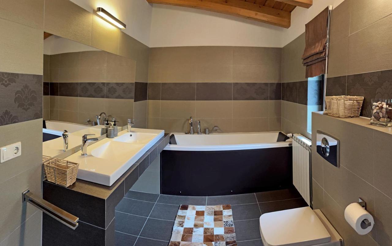 Bazalt Wellness Villa Harghita-Bai Ngoại thất bức ảnh